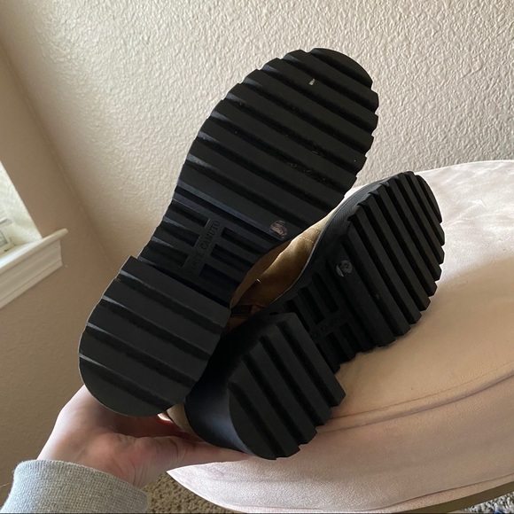 Vince Camuto Mecale Booties - Picture 6 of 6